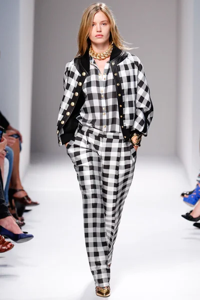 Look 22